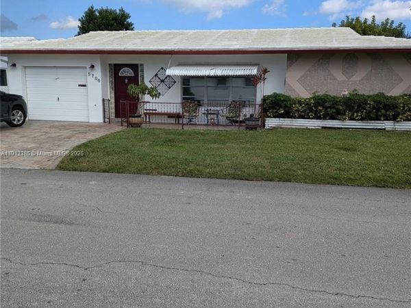5706 NW 82nd Ave, Tamarac, FL 33321