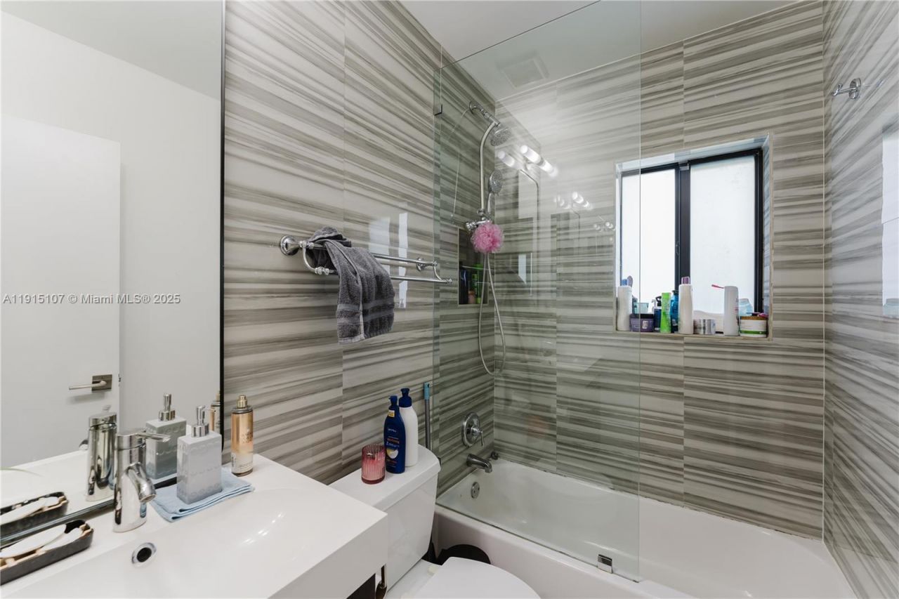 511 NE 134th St, North Miami, FL 33161 Photo