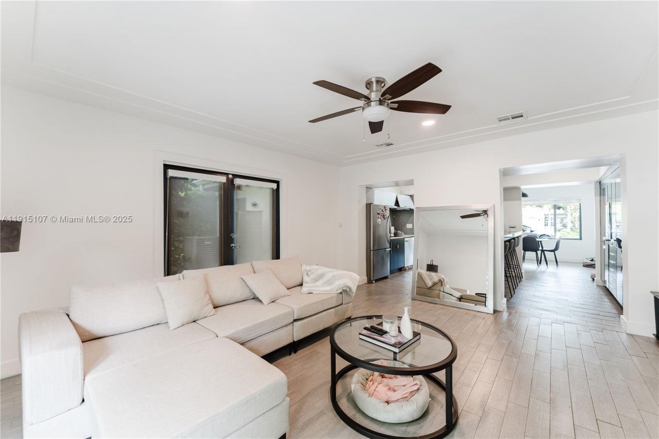 511 NE 134th St, North Miami, FL 33161 Photo