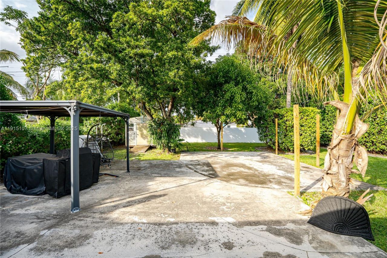 511 NE 134th St, North Miami, FL 33161 Photo