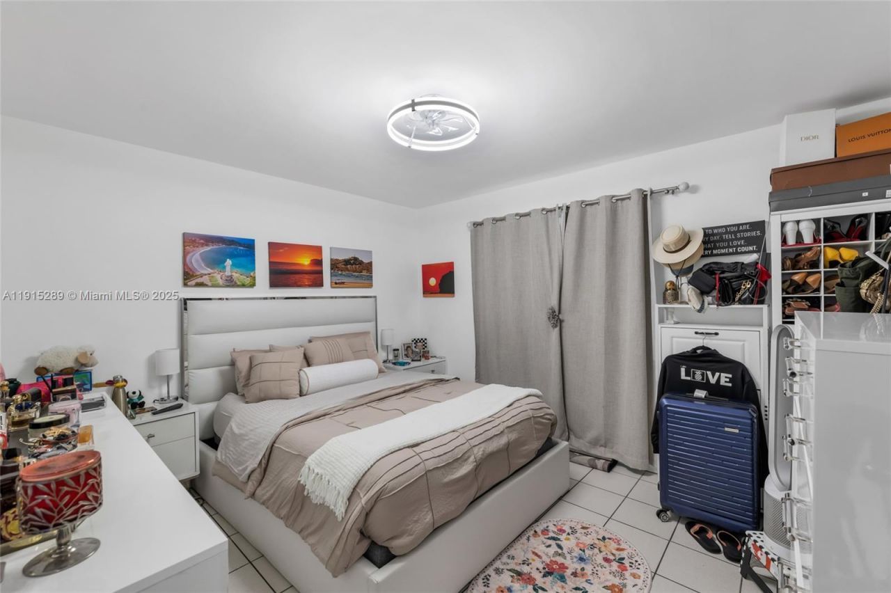 3631 SW 27th St, Miami, FL 33133 Photo