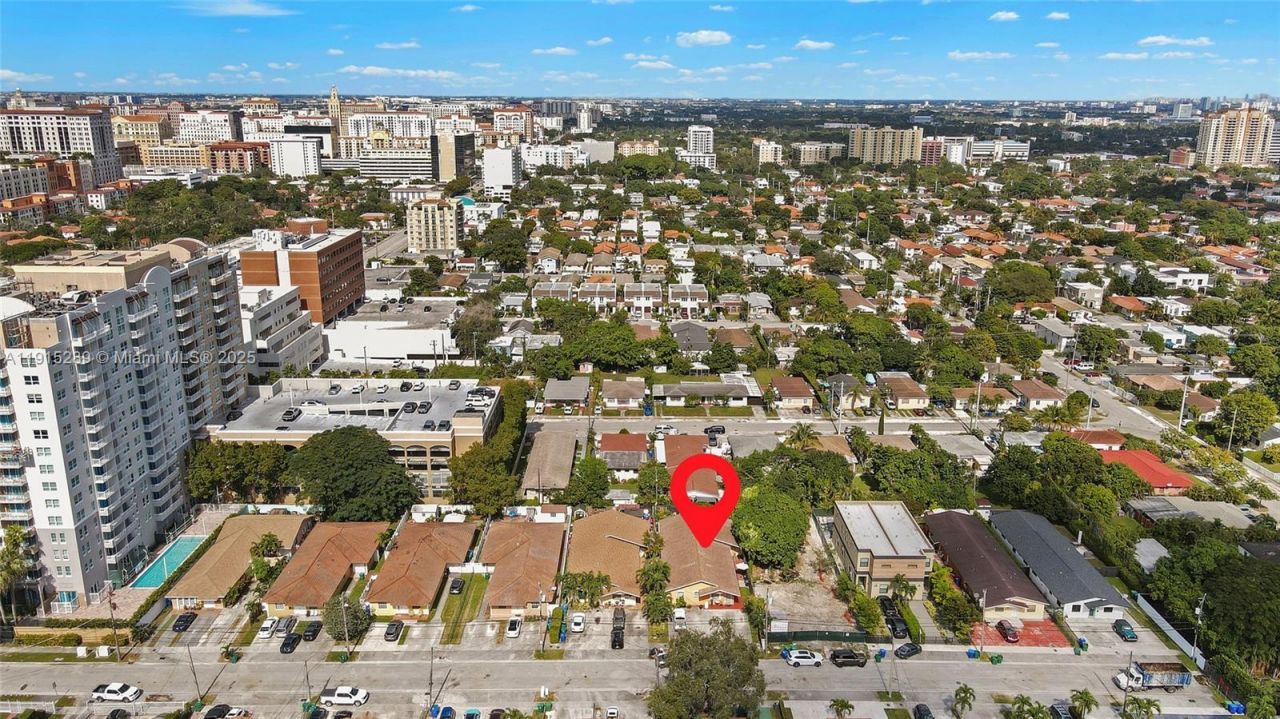 3631 SW 27th St, Miami, FL 33133 Photo