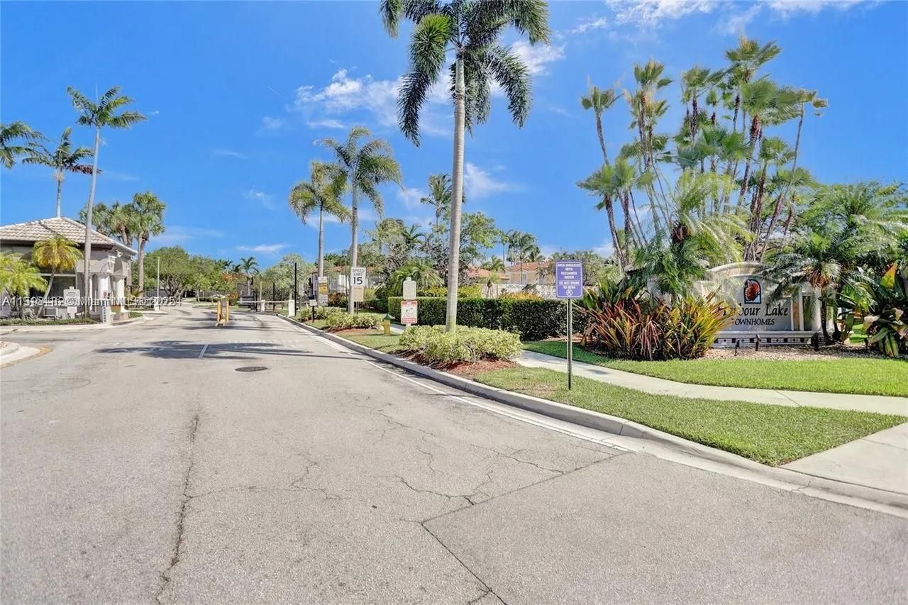 2802 SW 128 Way, Miramar, FL 33027 Photo