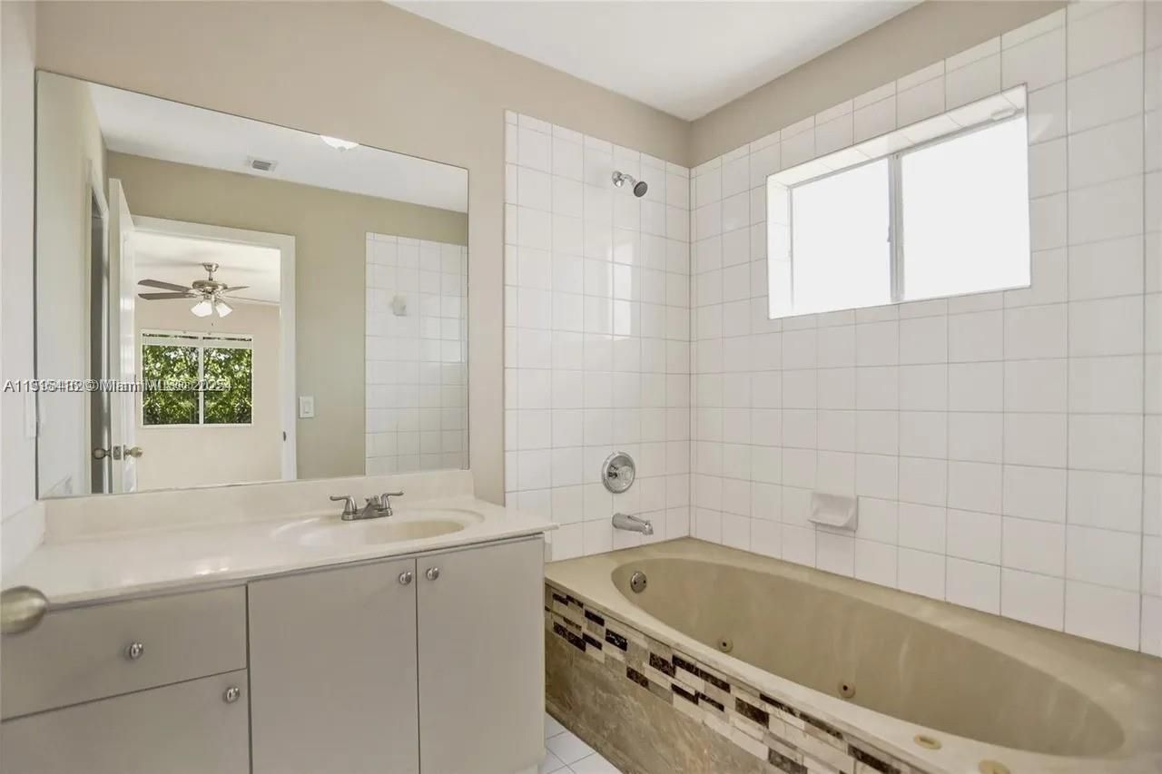 2802 SW 128 Way, Miramar, FL 33027 Photo