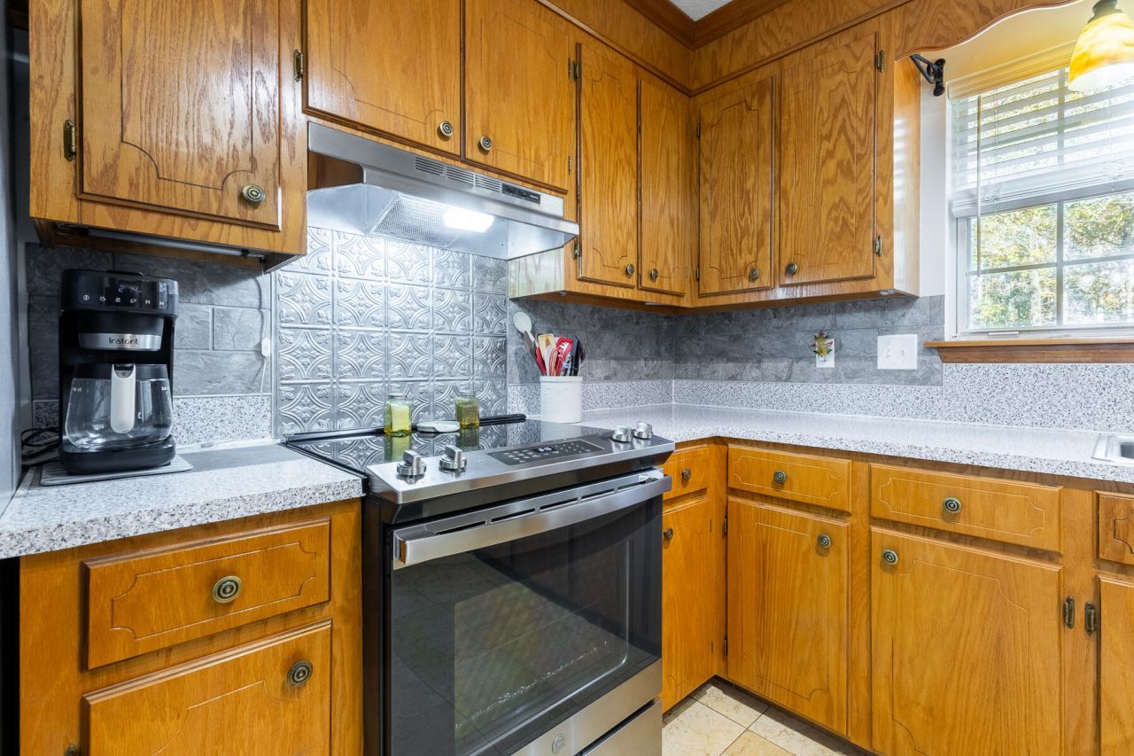 240 Groomsville Road Photo 30