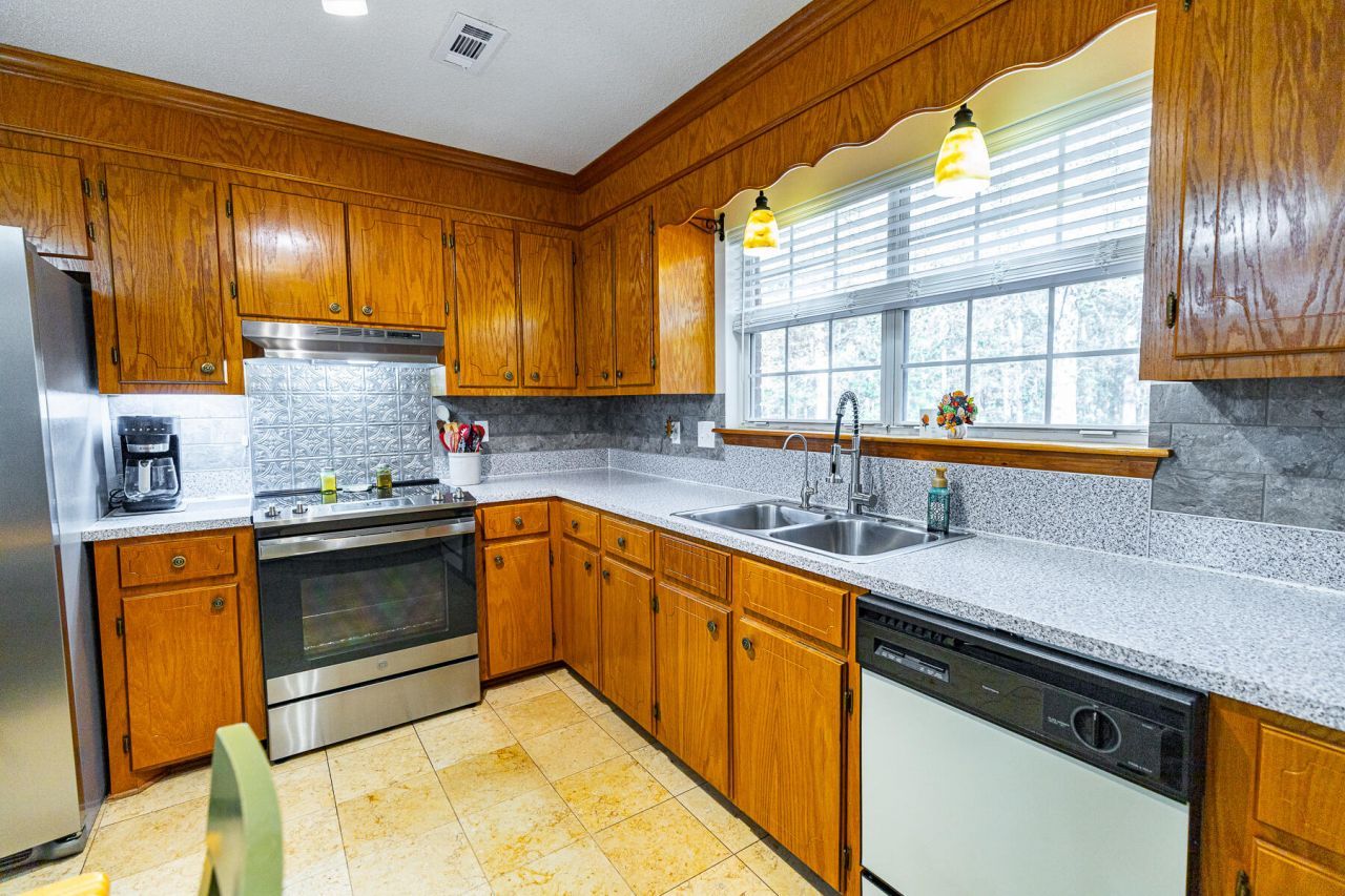 240 Groomsville Road Photo 38