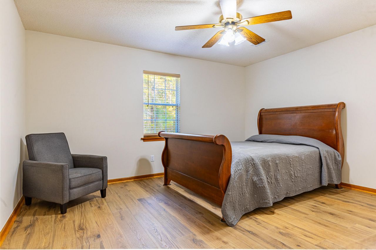 240 Groomsville Road Photo 42