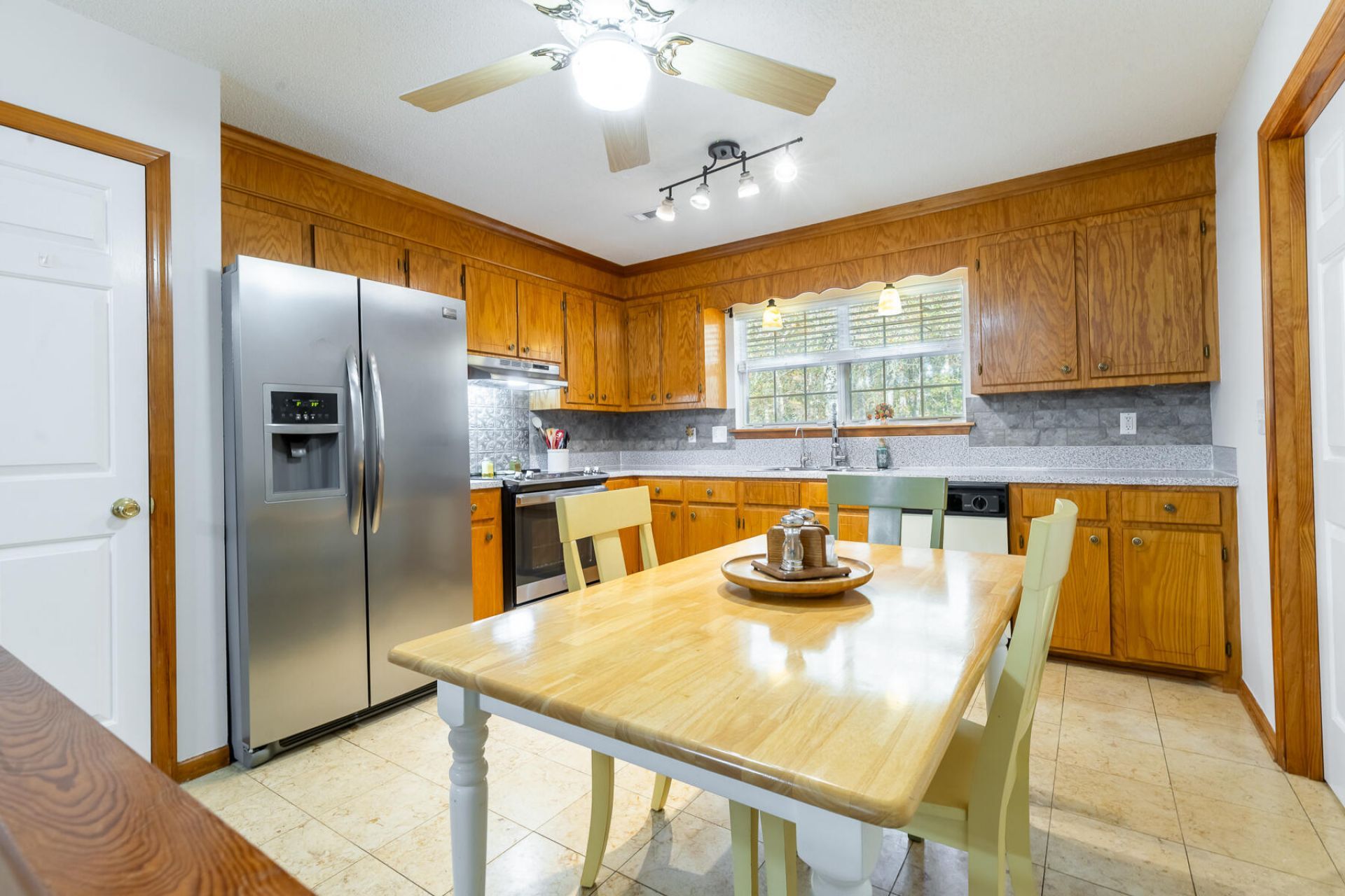 240 Groomsville Road Photo 8