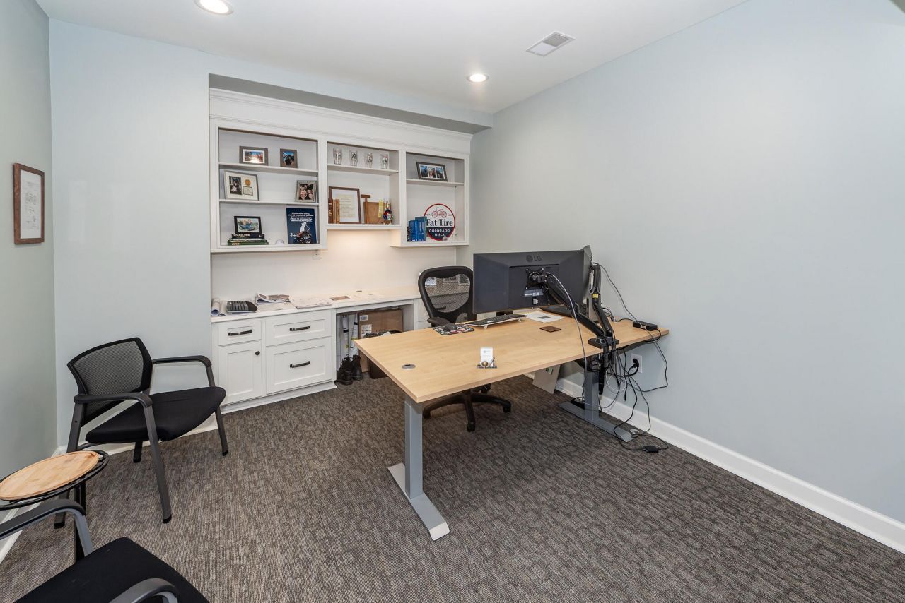 2971 W Montague Avenue Photo 13