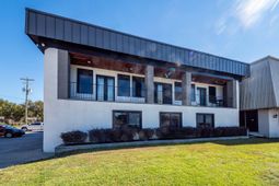 2971 W Montague Avenue photo 4