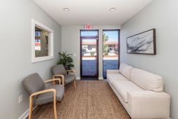 2971 W Montague Avenue photo 4