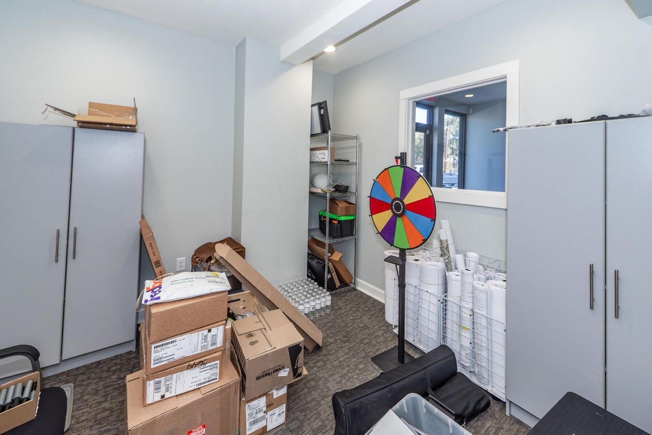 2971 W Montague Avenue Photo 9