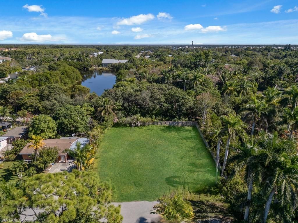 4975 Palmetto Ct, Naples, FL 34112 Photo