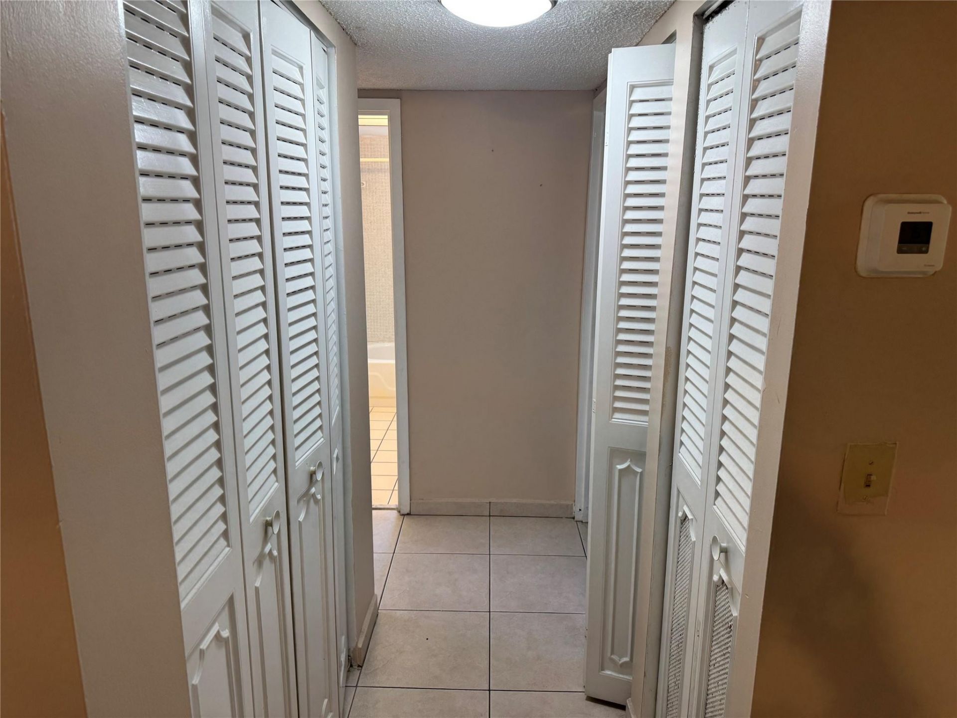 2860 Somerset Drive, Unit 317K, Fort Lauderdale, FL 33311 Photo