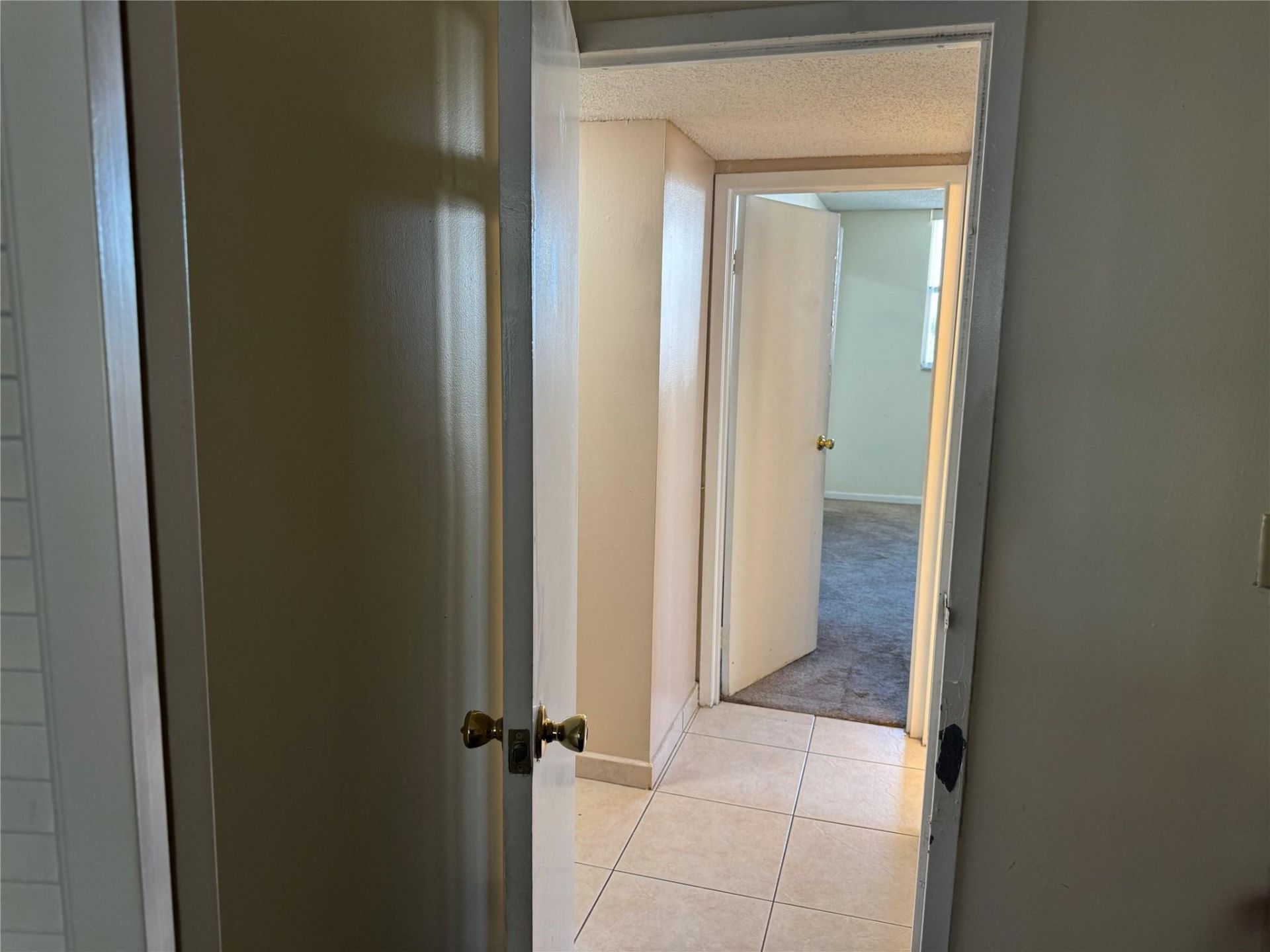 2860 Somerset Drive, Unit 317K, Fort Lauderdale, FL 33311 Photo