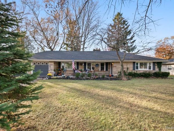 6736 Lakeshore Road, Worth Twp, MI 48450
