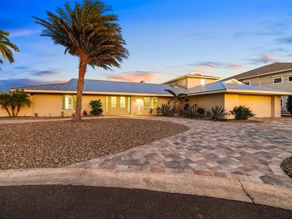 3611 PLUMOSA TERRACE, BRADENTON, FL 34210