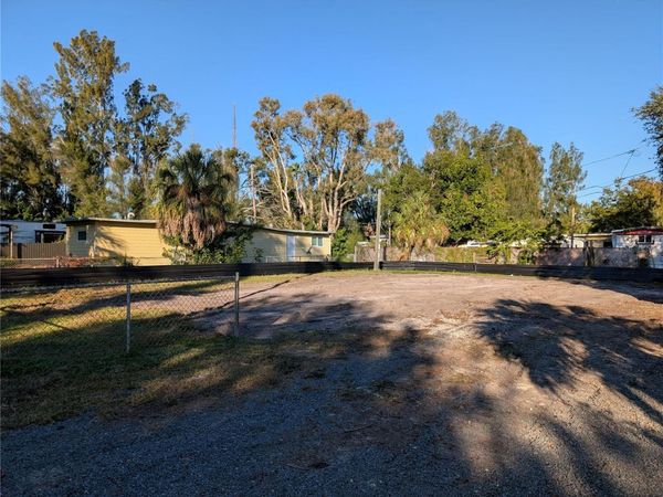 1331 MENTONE DRIVE NE, ST PETERSBURG, FL 33702