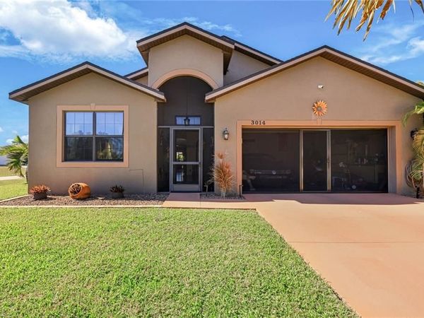 3014 SW 9th PL, CAPE CORAL, FL 33914