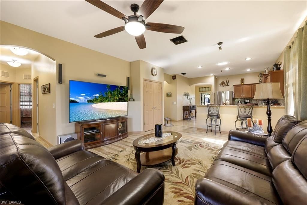 3014 SW 9th Pl, Cape Coral, FL 33914 Photo