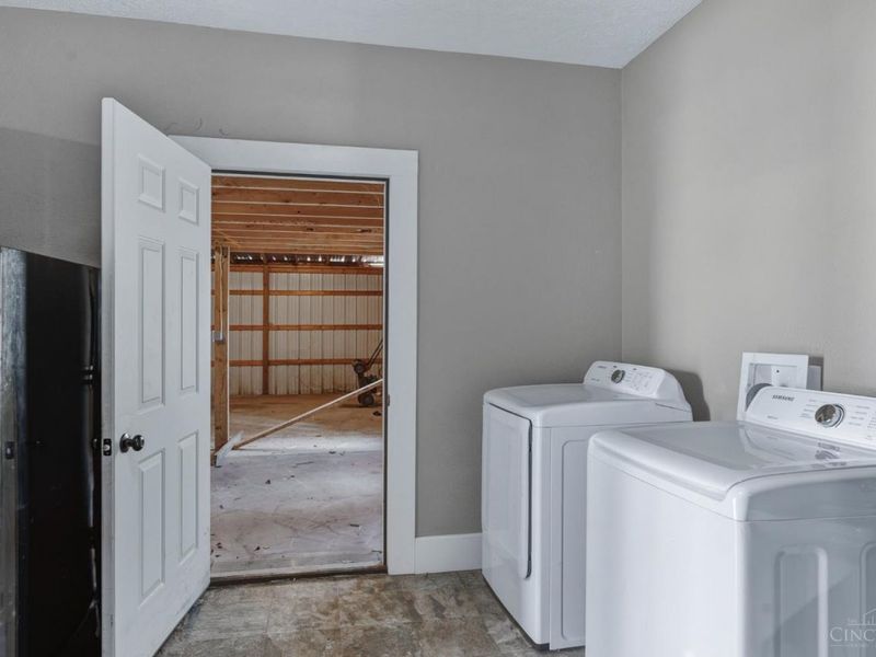 136 N Main St, Peebles, OH 45660 Photo 22