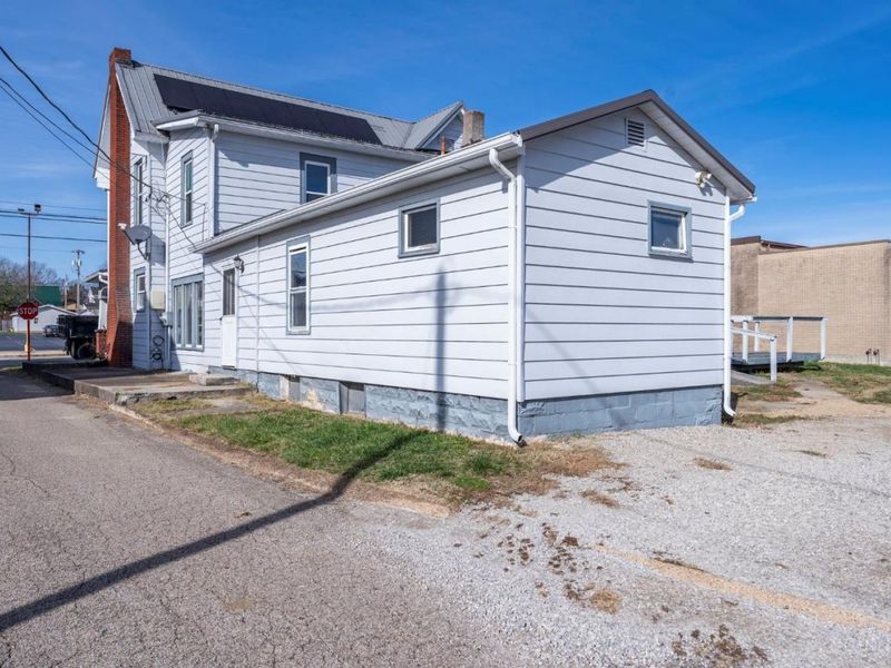 136 N Main St, Peebles, OH 45660 Photo 37