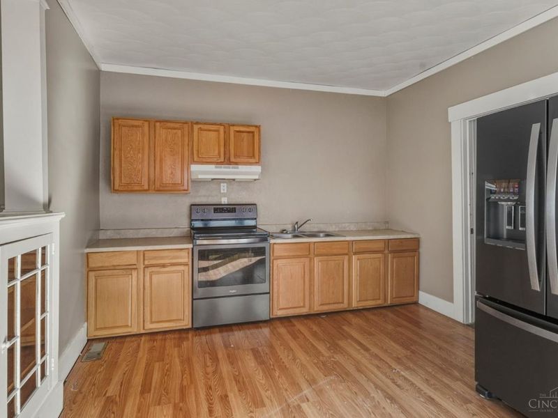 136 N Main St, Peebles, OH 45660 Photo 9