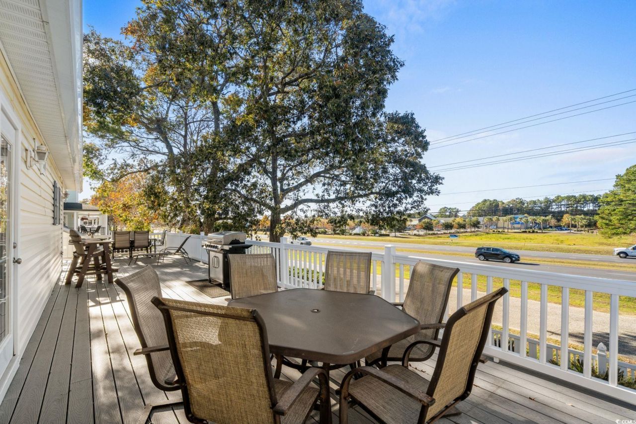 6001-8052 S Kings Hwy. Photo 11