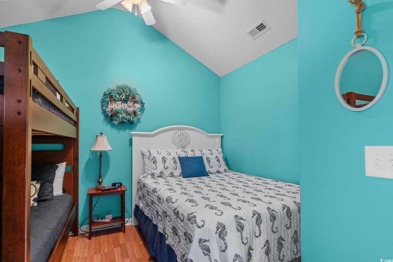 6001-8052 S Kings Hwy. Photo 21