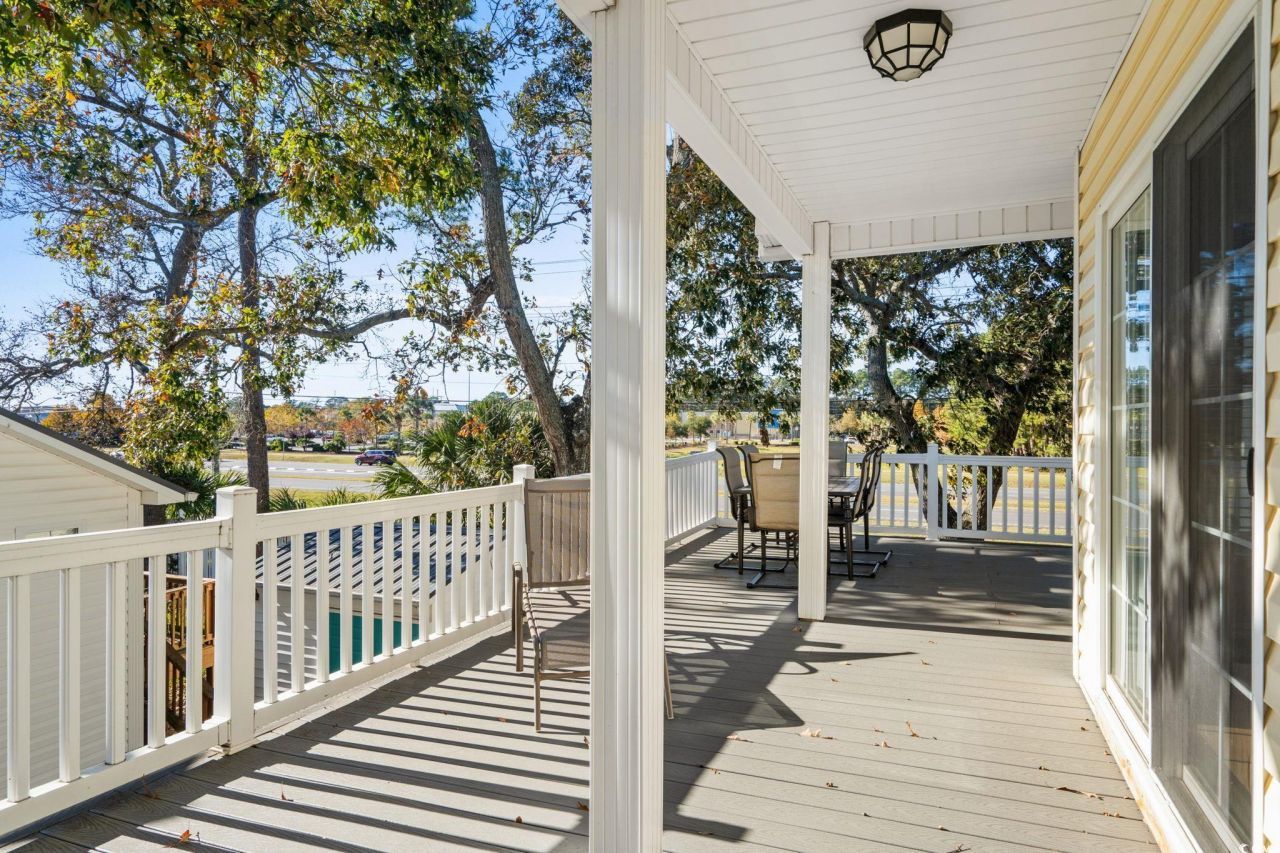 6001-8052 S Kings Hwy. Photo 7