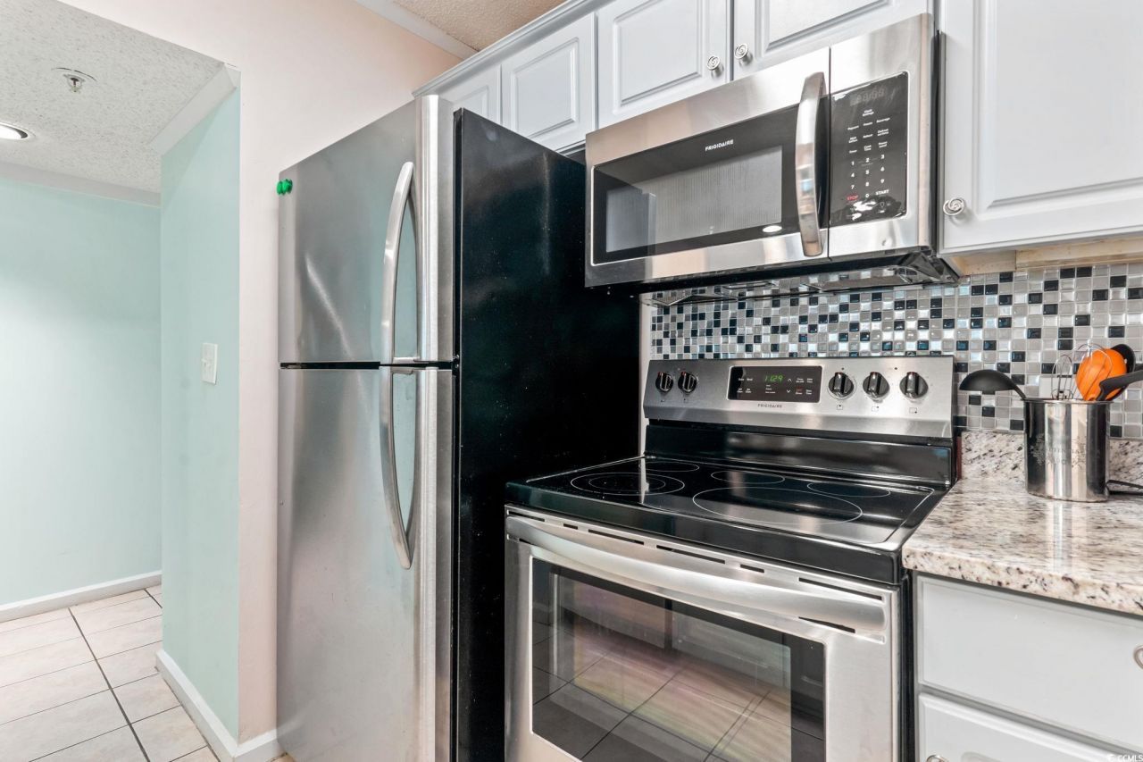 415 Ocean Creek Dr. Photo 12