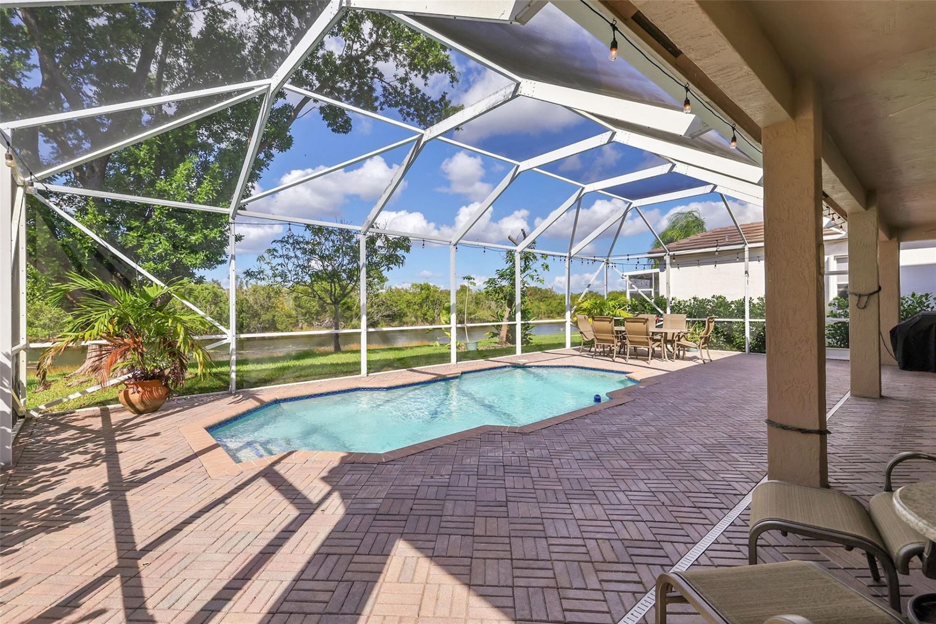 1020 Lavender Circle, Weston, FL 33327 Photo