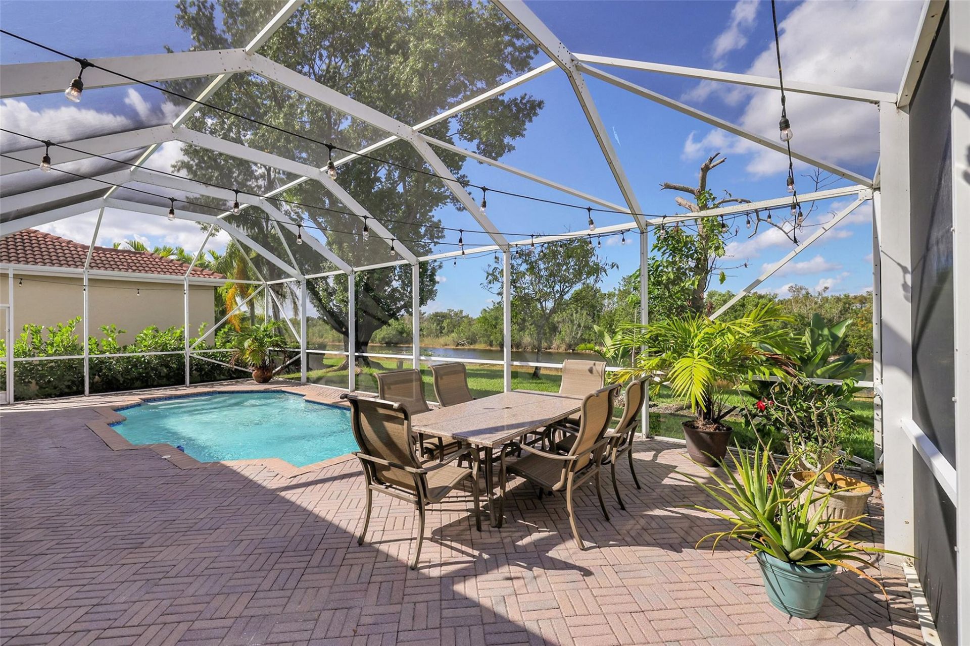 1020 Lavender Circle, Weston, FL 33327 Photo