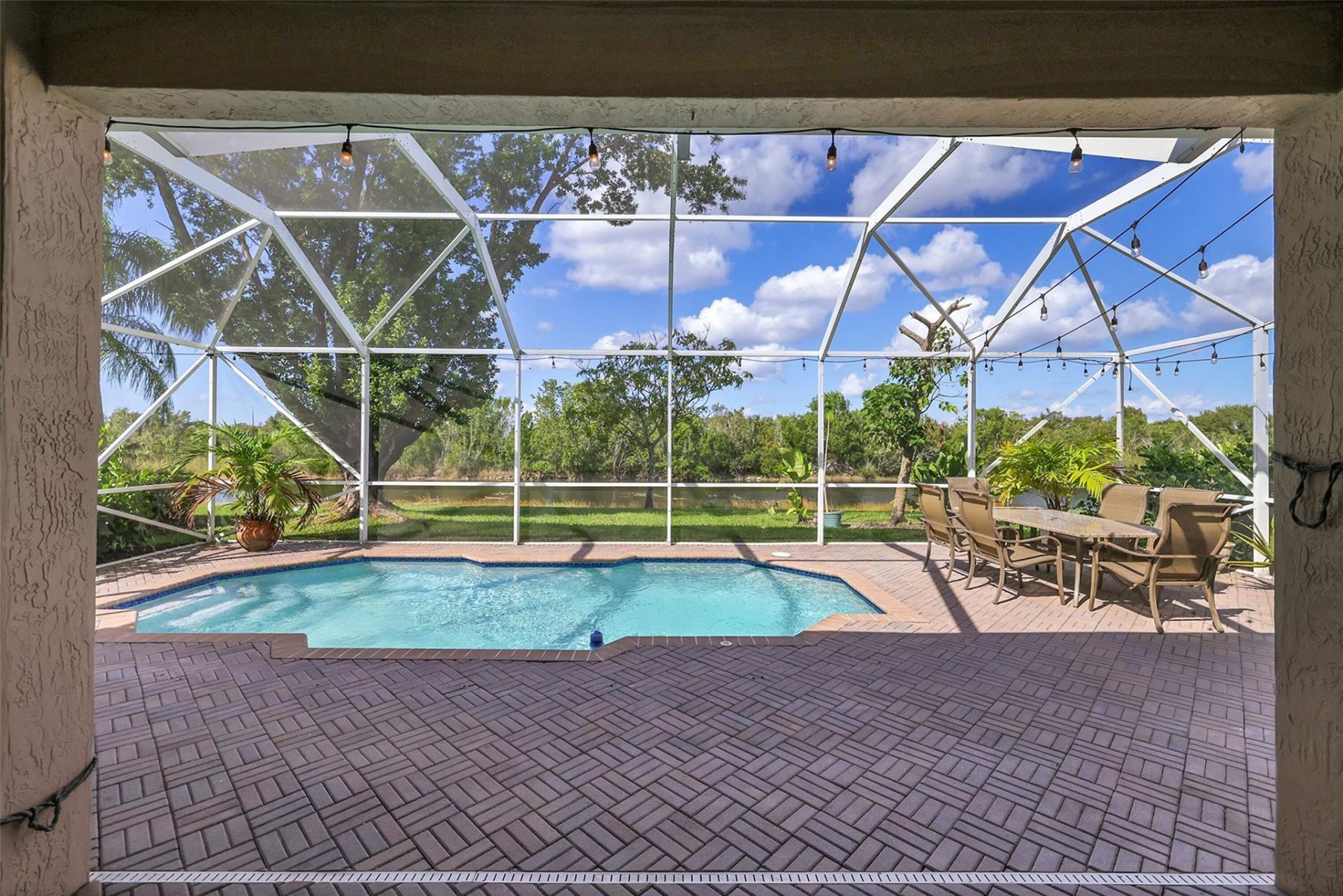 1020 Lavender Circle, Weston, FL 33327 Photo