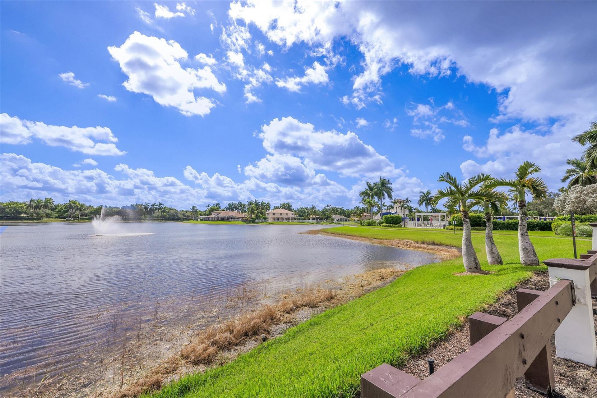 1020 Lavender Circle, Weston, FL 33327 Photo