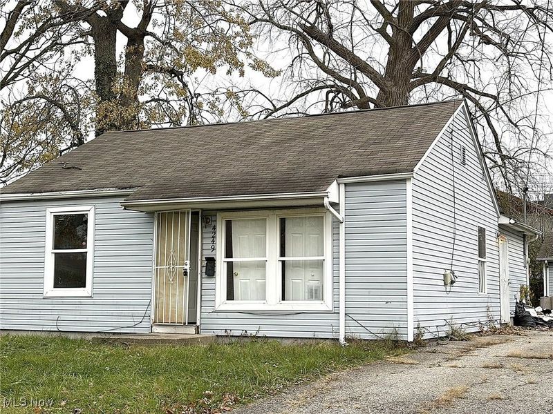 4249 E 164th Street, Cleveland, OH 44128 Photo 15