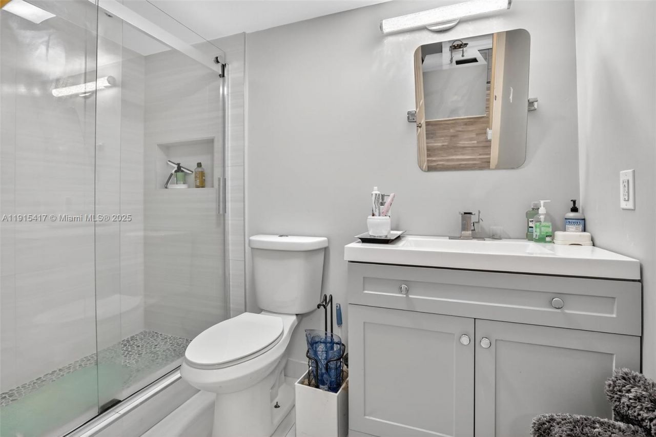 2521 NW 104th Ave, Unit 203, Sunrise, FL 33322 Photo