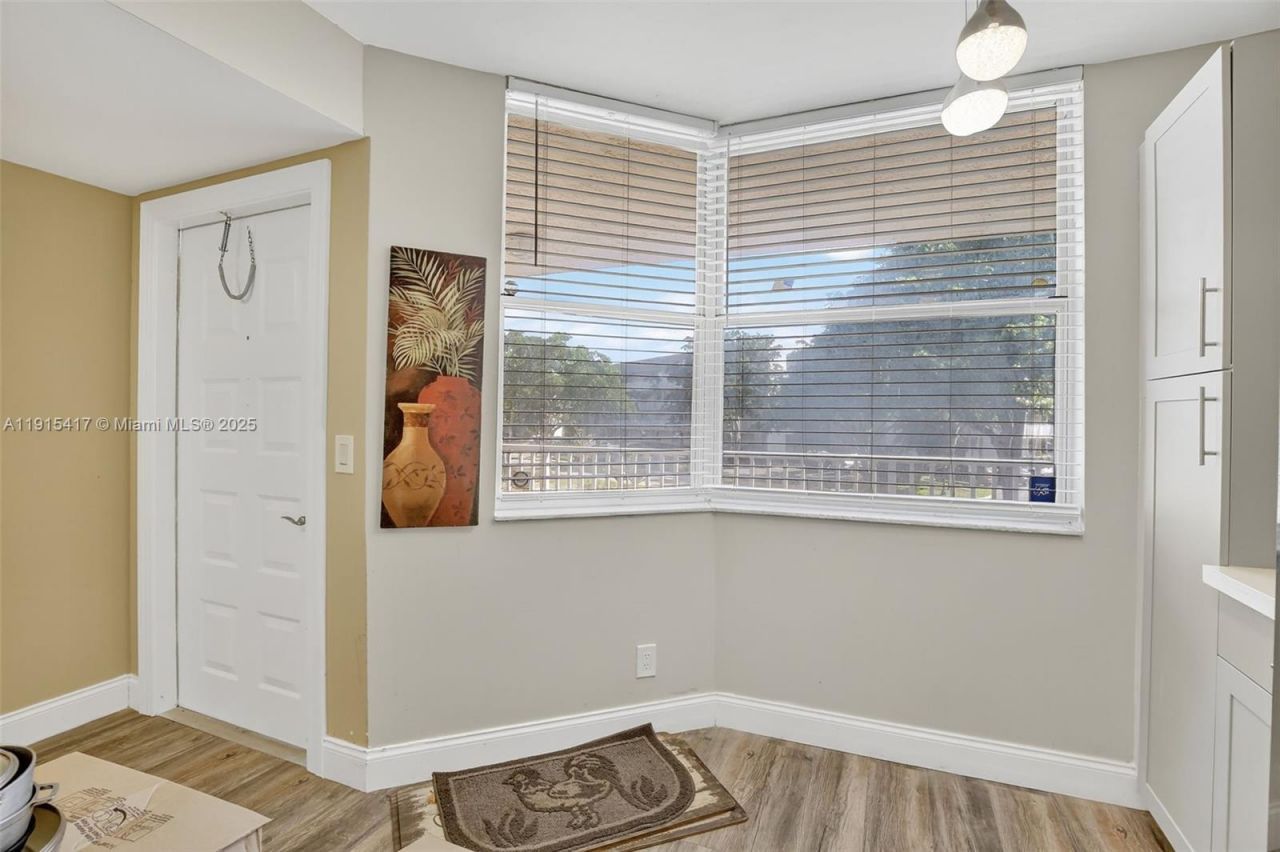 2521 NW 104th Ave, Unit 203, Sunrise, FL 33322 Photo