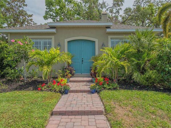 640 N OSPREY AVENUE, SARASOTA, FL 34236