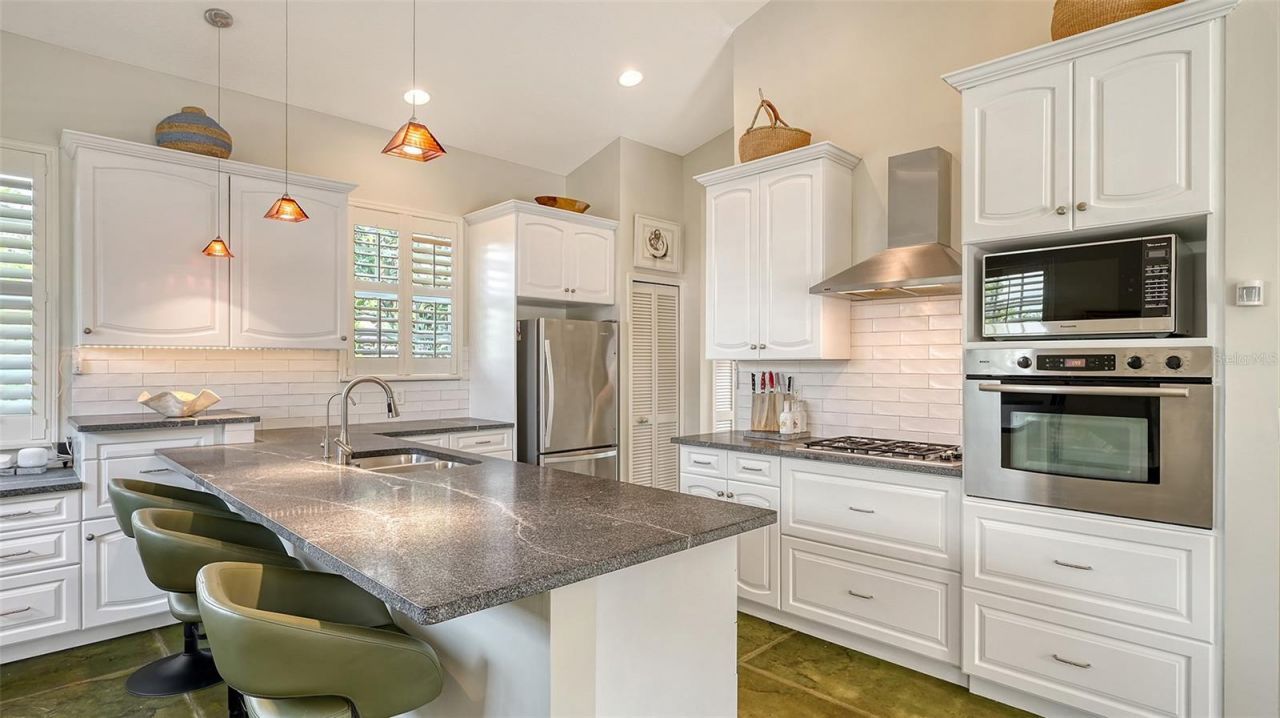 640 N Osprey Avenue, Sarasota, FL 34236 Photo