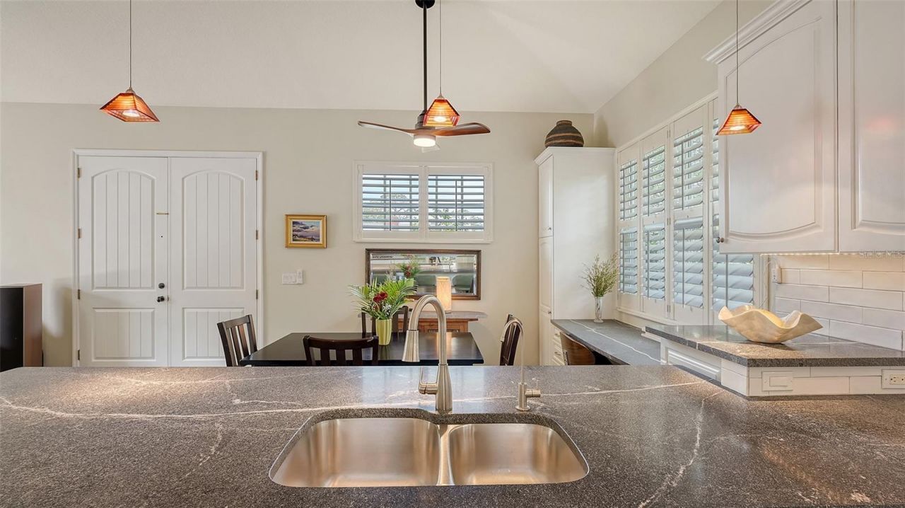 640 N Osprey Avenue, Sarasota, FL 34236 Photo