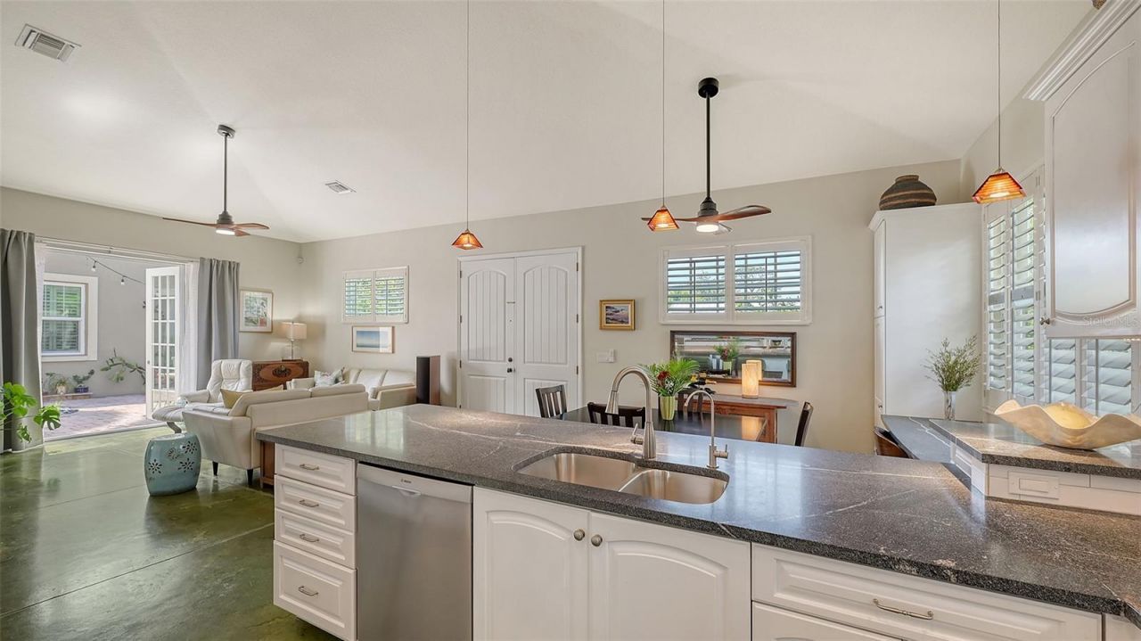 640 N Osprey Avenue, Sarasota, FL 34236 Photo