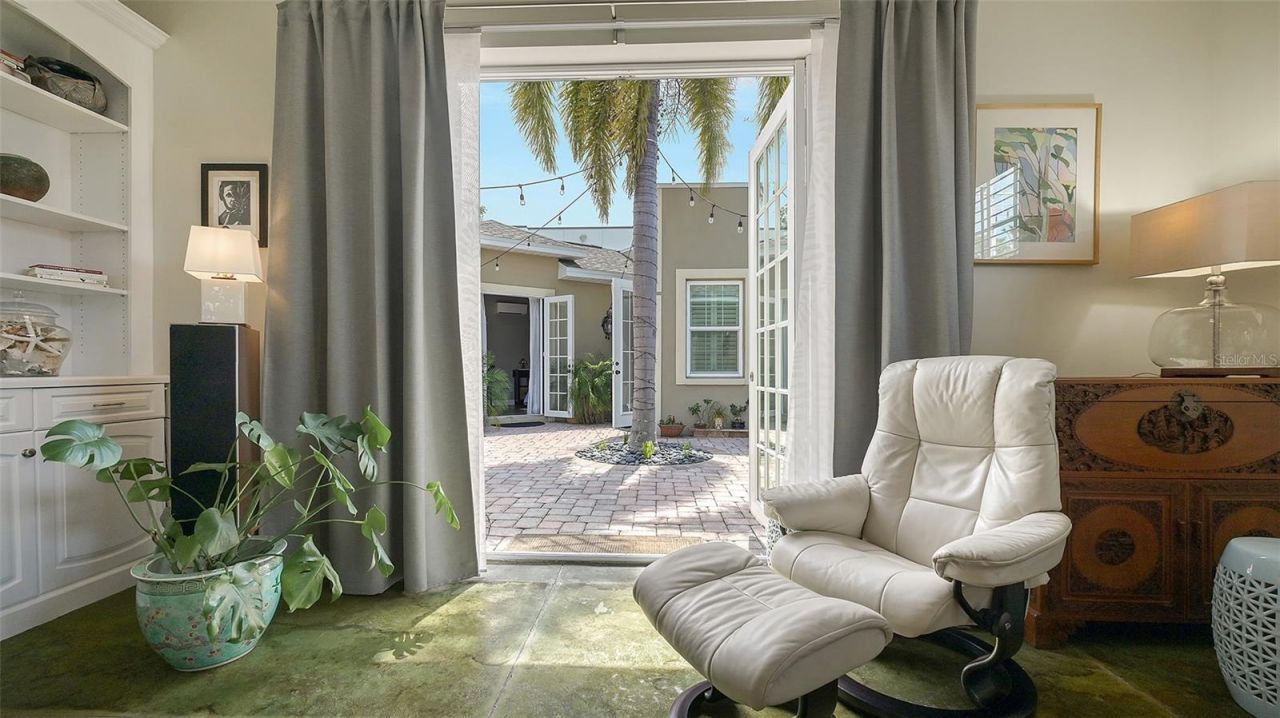 640 N Osprey Avenue, Sarasota, FL 34236 Photo