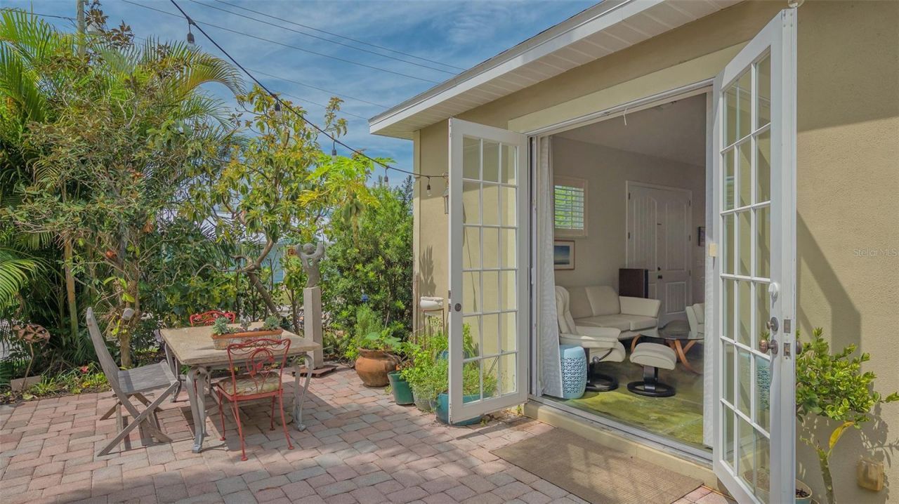 640 N Osprey Avenue, Sarasota, FL 34236 Photo