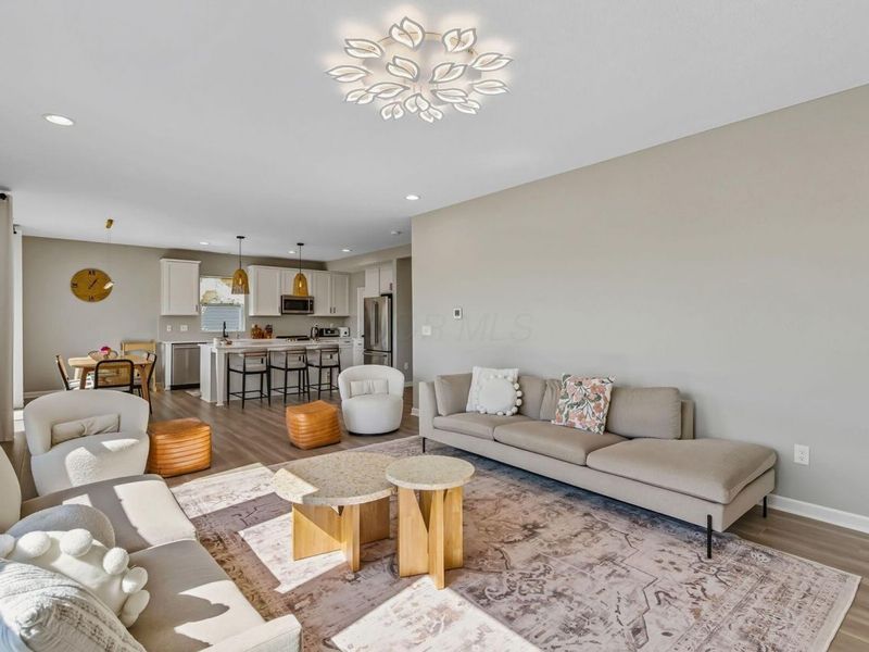 3441 Crimson Stone Drive, Powell, OH 43065 Photo 5