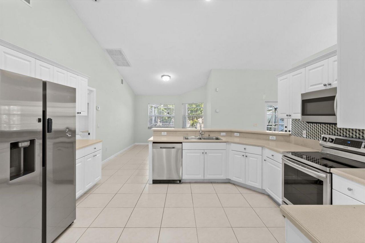 981 SW Mccracken Ave Avenue, Port Saint Lucie, FL 34953 Photo