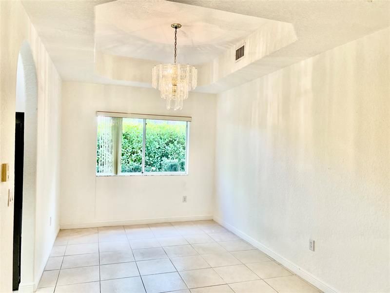 7932 Exeter Cir W, Unit 7932, Tamarac, FL 33321 Photo