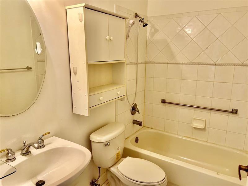 7932 Exeter Cir W, Unit 7932, Tamarac, FL 33321 Photo