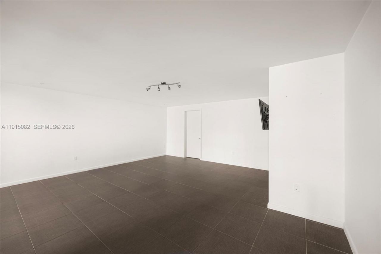 3301 NE 1st Ave, Unit M0301, Miami, FL 33137 Photo