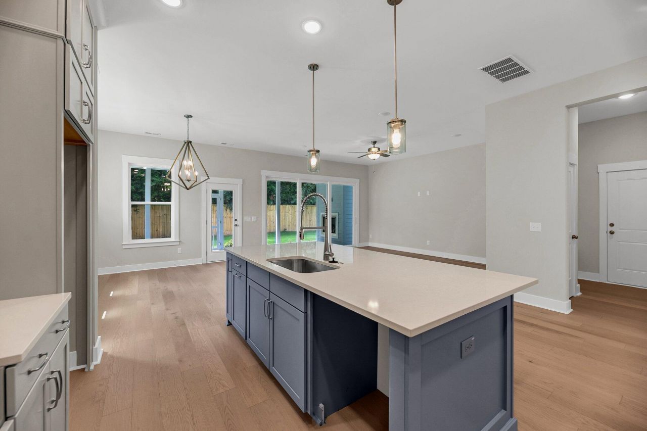 561 Spiral Ramp Court Photo 13